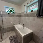 Vadvirag Vendeghaz Gárdony