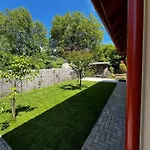 Vadvirag Vendeghaz * Gárdony