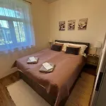 Vadvirag Vendeghaz