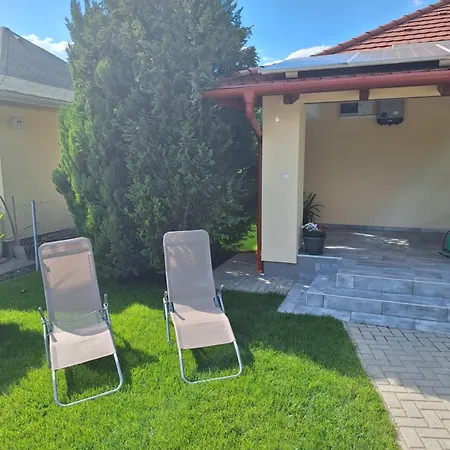 Vadvirág Casa de Férias *