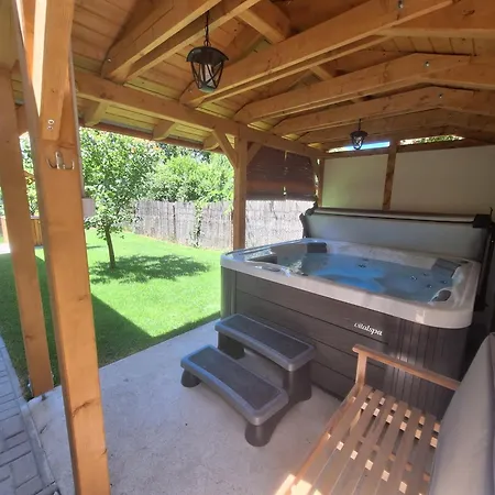 Vadvirág Casa vacanze *