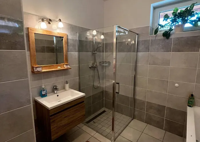 בית נופש Vadvirag Vendeghaz Gárdony